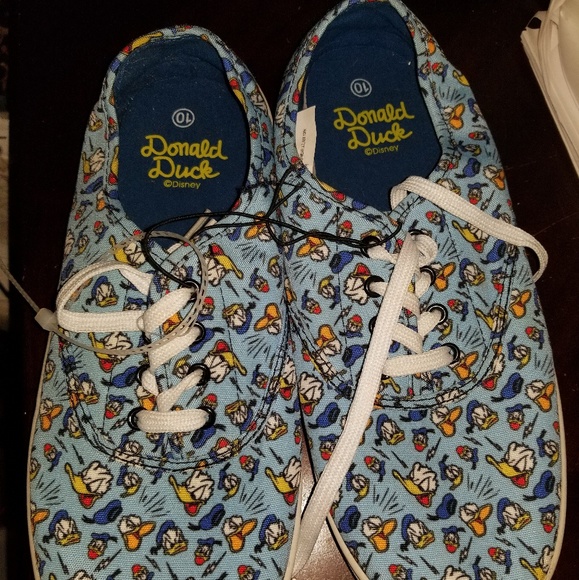 Disney shoe bundle - Picture 4 of 4